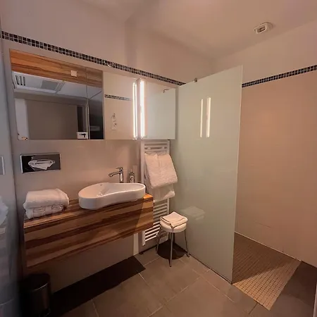 The Originals Boutique, Grand Saint-pierre, Hotel 3*