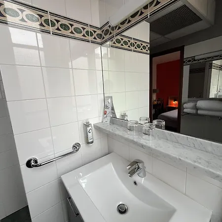 The Originals Boutique, Grand Saint-pierre, 3* Aurillac