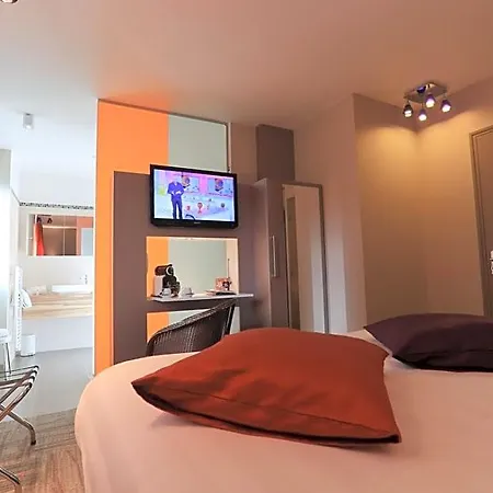The Originals Boutique, Grand Saint-pierre, 3* אורילק