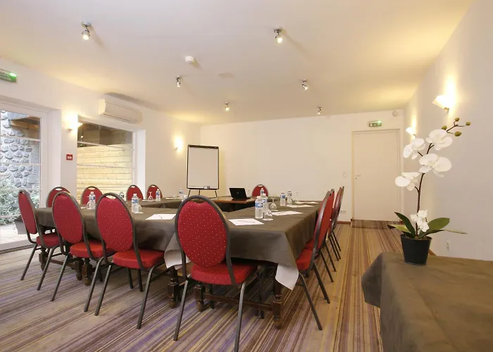 Отель The Originals Boutique, Grand Saint-pierre,