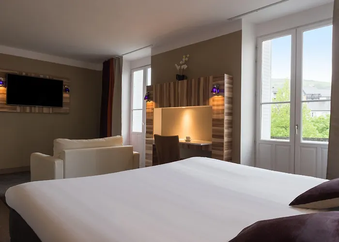 Отель The Originals Boutique, Grand Saint-pierre, 3*