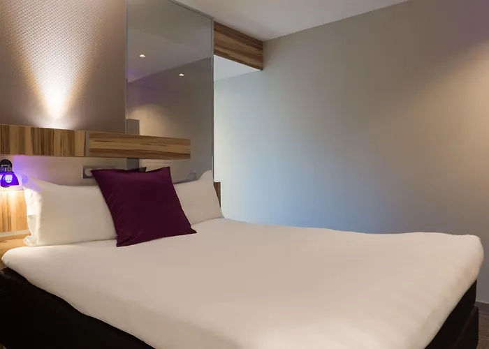 Отель The Originals Boutique, Grand Saint-pierre, Орийак