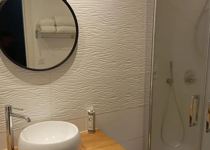 Отель The Originals Boutique, Grand Saint-pierre, Орийак